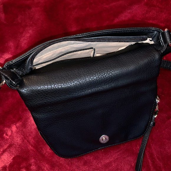 Black Shoulder Purse - Picture 3 of 4